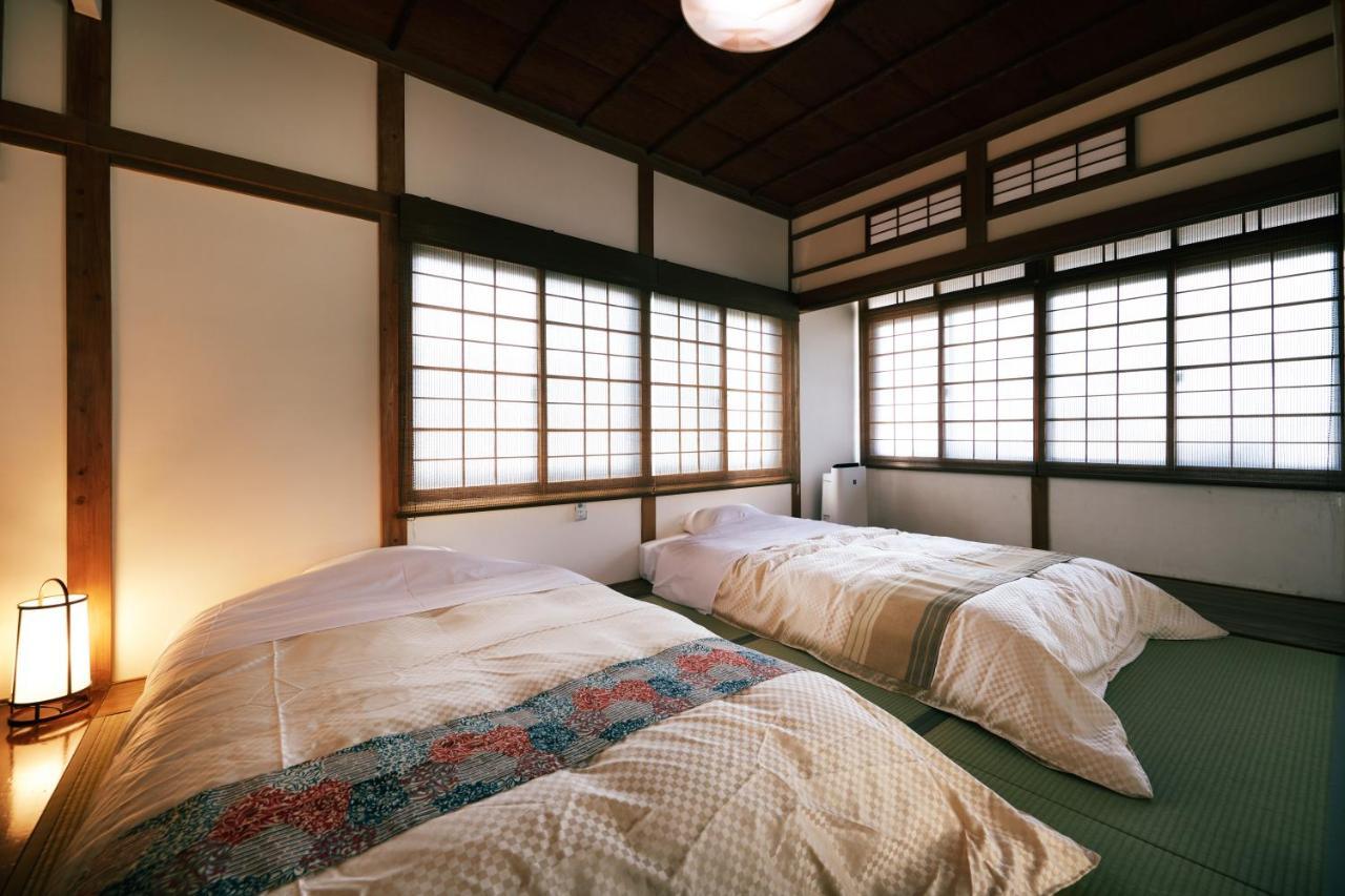 町住客室 秩父宿 Тітібу Екстер'єр фото